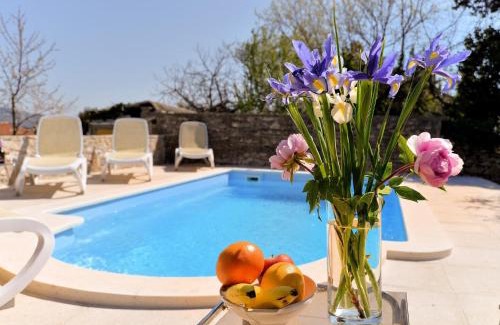 Rakalj House | Ferienhaus mit Privatpool für 5 Personen ca 70 qm in Rakalj, Istrien Bucht von Raša