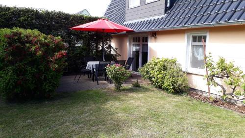 Ummanz Apartment | Ferienhaus Monika