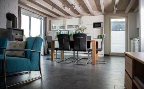 Nordhorn House | Ferienhaus Nordhorn - Haus Am See
