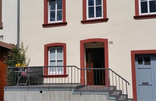 Zeltingen-Rachtig Apartment | ferienhaus-raju-zeltingen