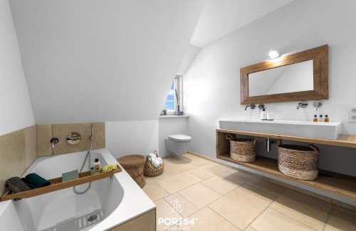 Ellenberg House | Ferienhaus Reetlodge auf den Schleiterrassen Kappeln