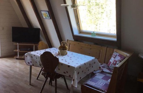 Gossersweiler-Stein Apartment | Ferienhaus-Rosensteig-127-im-Eichwald