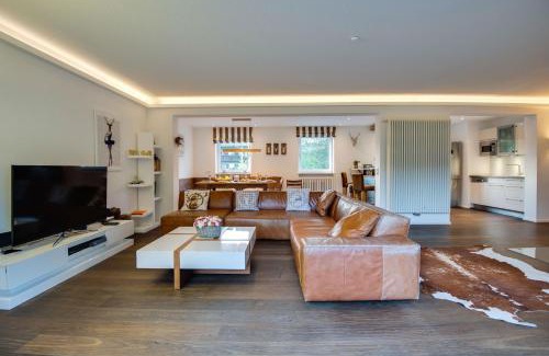Schliersee Villa | Ferienhaus Seehof mit Sauna & offenem Kamin