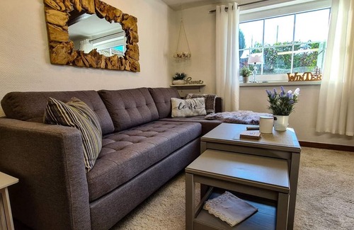 Klamp House | Ferienhaus unter Reet „Ole Leev“