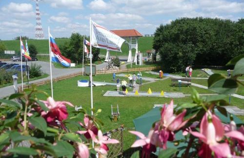 Hollern House | Ferienhaus Winnetou im Feriendorf Altes Land