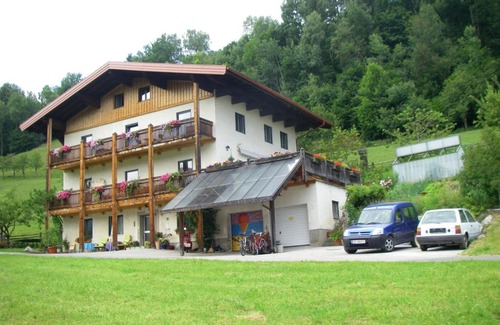 Taxenbach Apartment | Ferienhaus Yera
