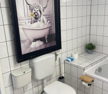 Kroeppelshagen-Fahrendorf Apartment | Ferienwohnungen Waldkauz