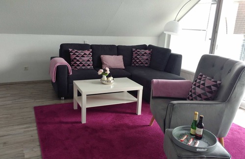 Lothe Apartment | Ferienwohnung Lona, Deutschland