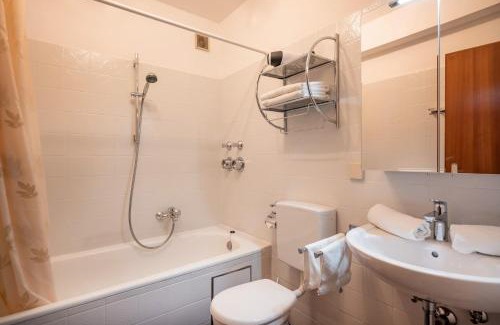 Oberaudorf Apartment | Ferienwohnanlage-Oberaudorf F 2mit Hallenbad und Sauna
