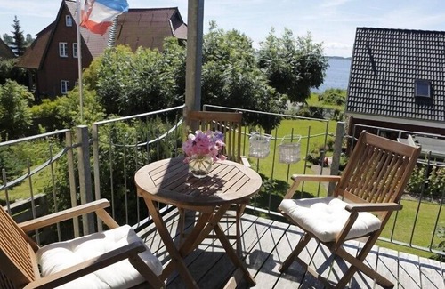 Wormshoft Condo | Ferienwohng. with traumh. Schleiblick in histor. Mill tower, btw. Baltic u. Schleinufer