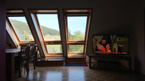 Oberwiesenthal Apartment | Ferienwohnung Dachspitze mit Tiefgaragenstellplatz und Skiraum