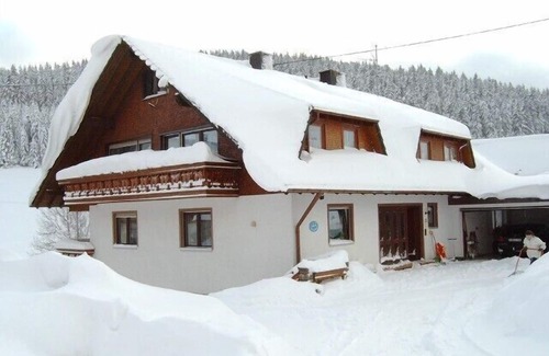Urach Apartment | Ferienwohnung 1 DG, 2 Schlafräume