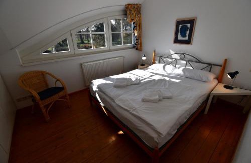 Garz/Rugen Apartment | Ferienwohnung 2 im Gutshaus Losentitz