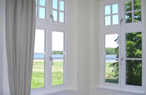 Grubnow Apartment | Ferienwohnung 3 mit gr Terrasse und Wasserblick