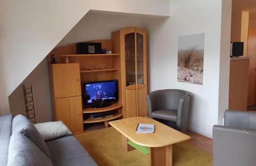 Neuensien Apartment | Ferienwohnung 7 im Haus am See mit Balkon
