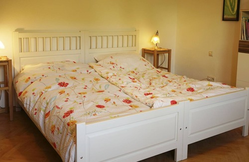 Ehrenkirchen Apartment | Ferienwohnung, 93qm, 2 Schlafzimmer, max. 4 Personen