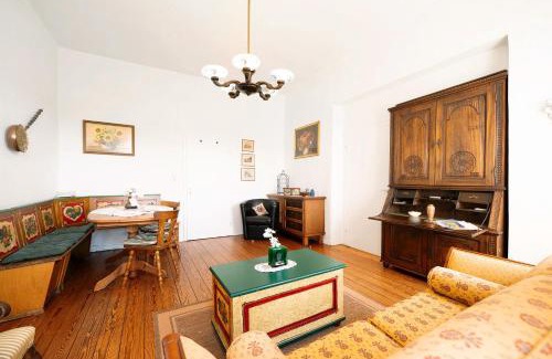 Maring-Noviand Apartment | Ferienwohnung Abtei Klosterhof