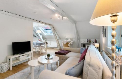 Gluecksburg Apartment | Ferienwohnung Aerö