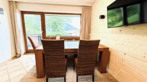 Missen-Wilhams Apartment | Ferienwohnung Aigisblick mit Pool und Sauna, direkt am Skihang