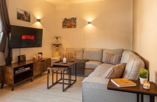 Gerolstein Apartment | Ferienwohnung "Airone Nero" -Familienfreundlich -Babyausstattung -zentrale Lage- Netflix