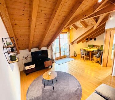 Sonthofen Apartment | Ferienwohnung Alpenglühen