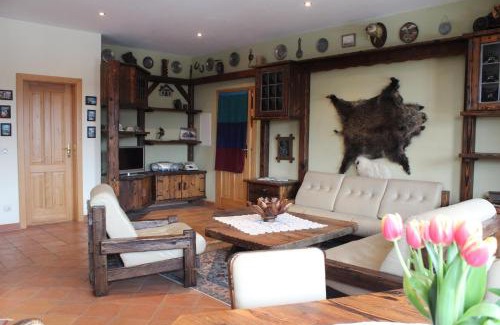 Goldegg Apartment | Ferienwohnung Alpenrose