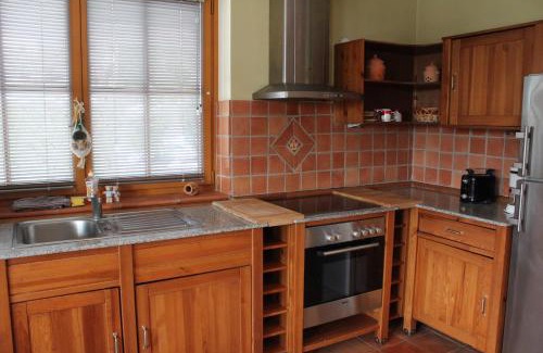 Goldegg Apartment | Ferienwohnung Alpenrose