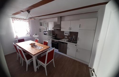 Nord Apartment | Ferienwohnung Alte Schmiede