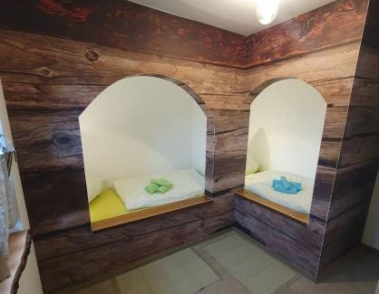 Burg-Dorf Apartment | Ferienwohnung Alter Stall Burg