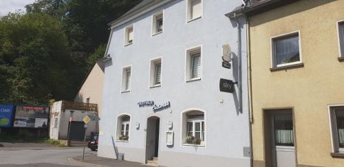 Biewer Apartment | Ferienwohnung AM BACH