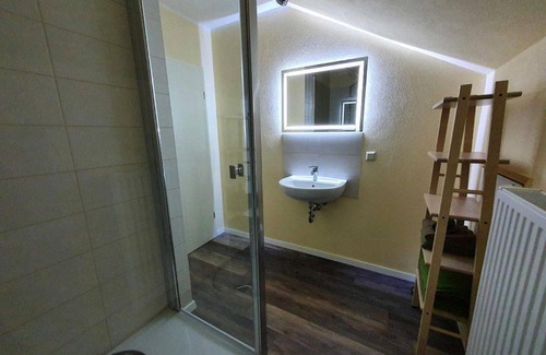 Stiege Apartment | Ferienwohnung Am Bahnhof