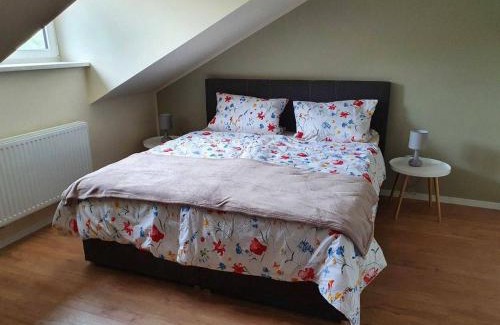 Stiege Apartment | Ferienwohnung Am Bahnhof