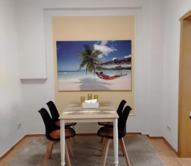 Lubeck City Centre Apartment | Ferienwohnung am Bahnhof Meierstr 43