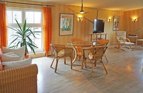 Burg auf Fehmarn Apartment | Ferienwohnung am Fahrradweg