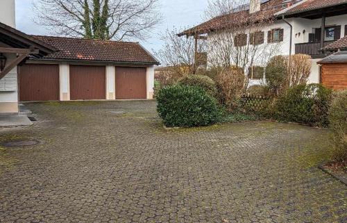 Chieming Apartment | Ferienwohnung am Frauenbach