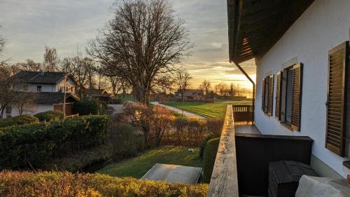 Chieming Apartment | Ferienwohnung am Frauenbach