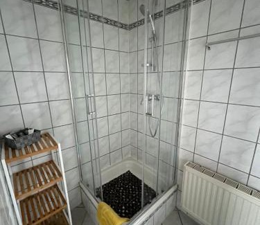 Garz/Rugen Apartment | Ferienwohnung am grünen Haus