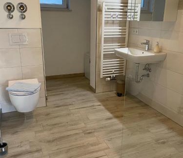 Gohren Apartment | Ferienwohnung Am Südhang