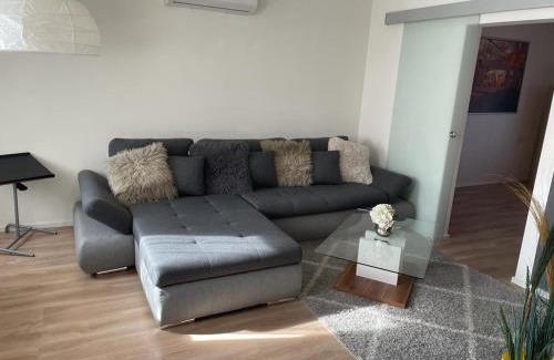Bad Windsheim Apartment | Ferienwohnung An der alten Weed