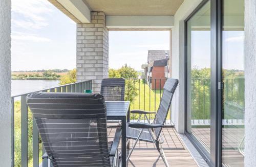 Norderhafen Apartment | Ferienwohnung Ankerplatz No 7 mit Blick auf den See