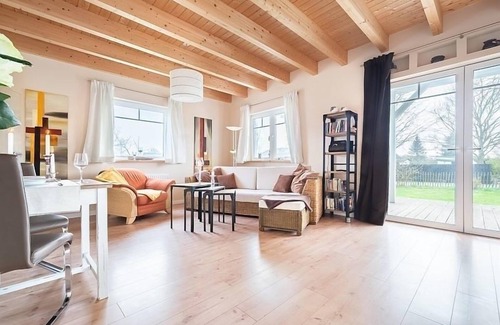 Langholz Apartment | Ferienwohnung/app. für 2 Gäste mit 75m² in Waabs