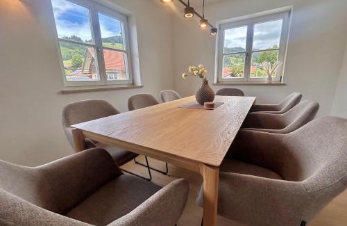 Schliersee Apartment | Ferienwohnung "Aschbergblick" - Edel Wohnen im Ortskern Schliersee