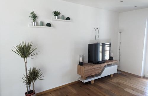 Riedenburg Apartment | Ferienwohnung Blick Schloss Prunn