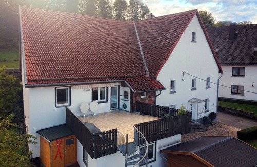 Alme House | Ferienwohnung Brailen mit Terrasse und Alme Blick