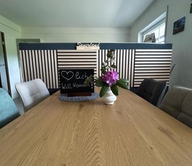 Westfeld Apartment | Ferienwohnung Brandenburger