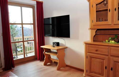 Bad Feilnbach Apartment | Ferienwohnung Breitenstein, 2 bis 4 Personen, 1 separates Schlafzimmer, 2. OG, Westbalkon