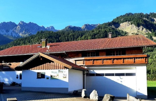 Hinterstein Apartment | Ferienwohnung Breitenberg mit Terrasse - Haus Angelika