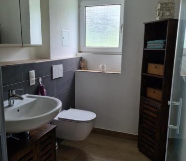 Pelm Apartment | Ferienwohnung Burgblick