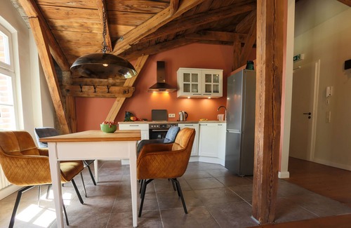 Oberhavel Apartment | Ferienwohnung Sonnenberg mit Balkon im OG - Storchenhof Blumenow