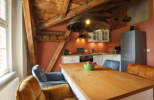 Oberhavel Apartment | Ferienwohnung Sonnenberg mit Balkon im OG - Storchenhof Blumenow